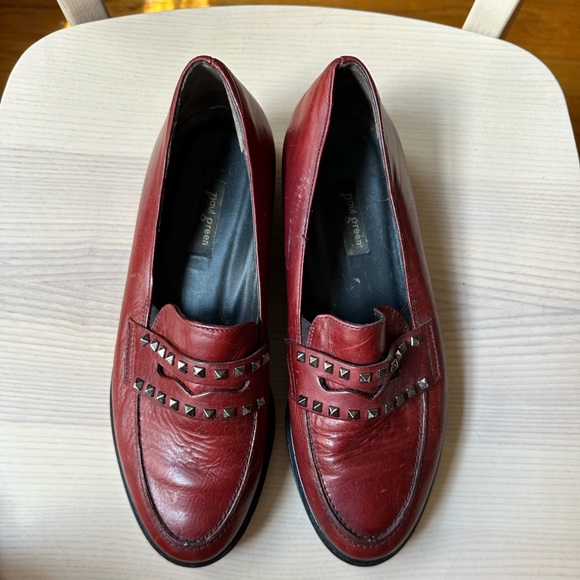 Paul Green EUC studded cherry red loafers size 6.5 - Picture 2 of 3